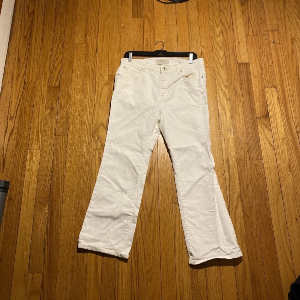 (1) Trendy White Weekend Max Mara Jeans W22 Cropped Flare Women’s Size 10